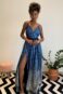 Vestido com efeito glitter azul degrade