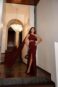 Vestido marsala com decote de um ombro só